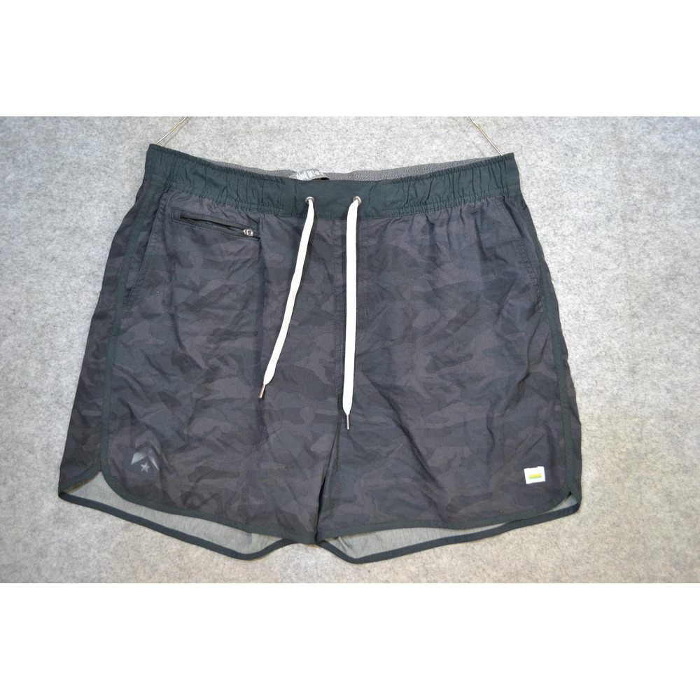 Vuori Banks Shorts Mens XL Gray Camo 6" Inseam Drawstring Zip Pocket Athletic